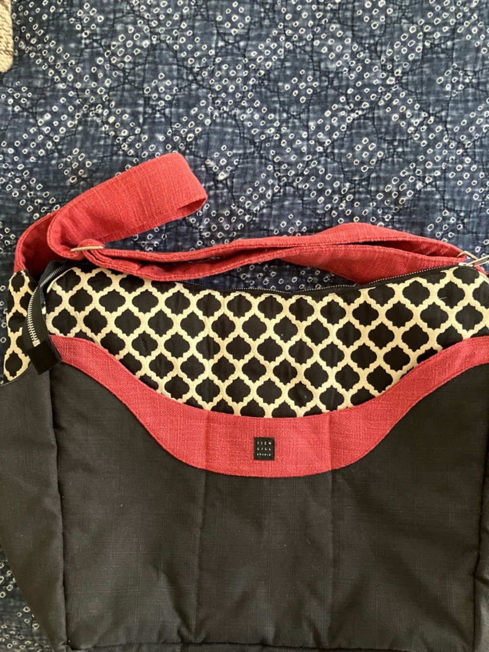 1154 Lill Studio Black and Red Patterned Shoulder Bag